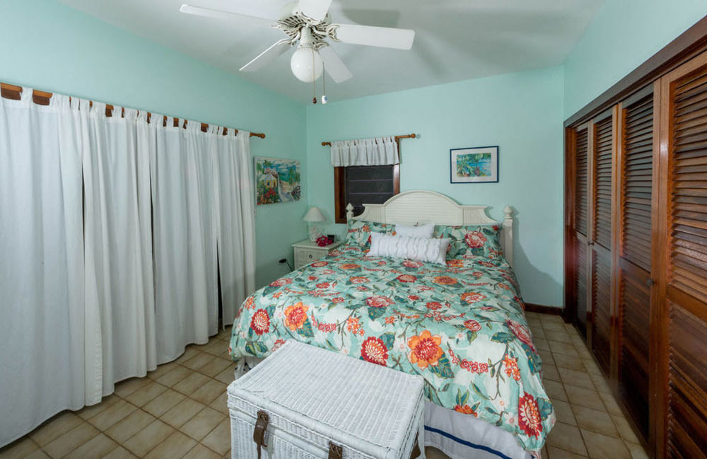 Lavender Hill Suites Cruz Bay 외부 사진